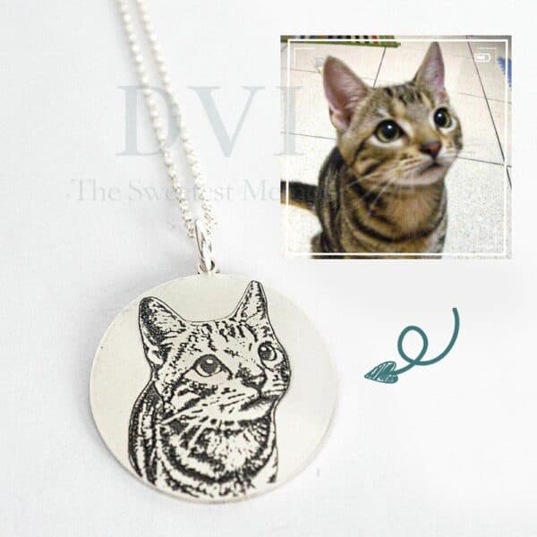 純銀圓牌影雕項鍊